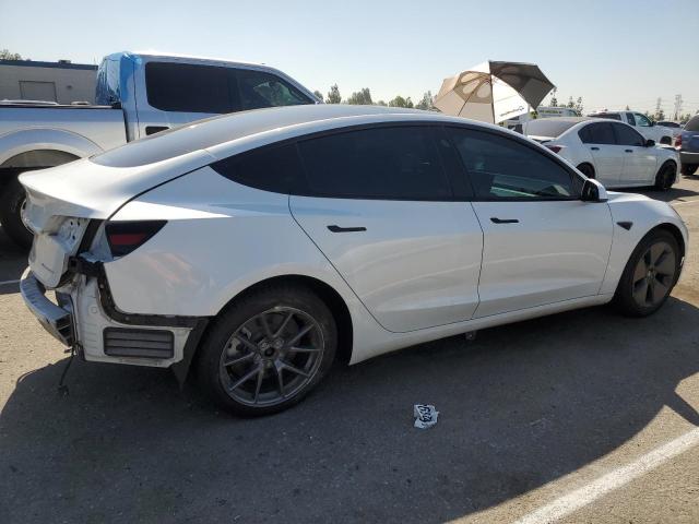 Photo 2 VIN: 5YJ3E1EB5NF320504 - TESLA MODEL 3 