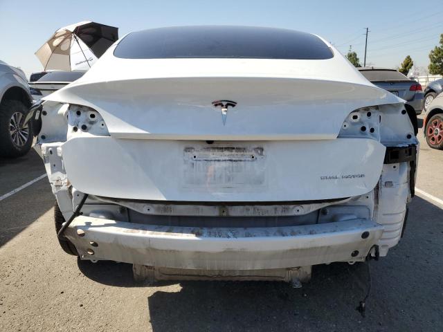 Photo 5 VIN: 5YJ3E1EB5NF320504 - TESLA MODEL 3 