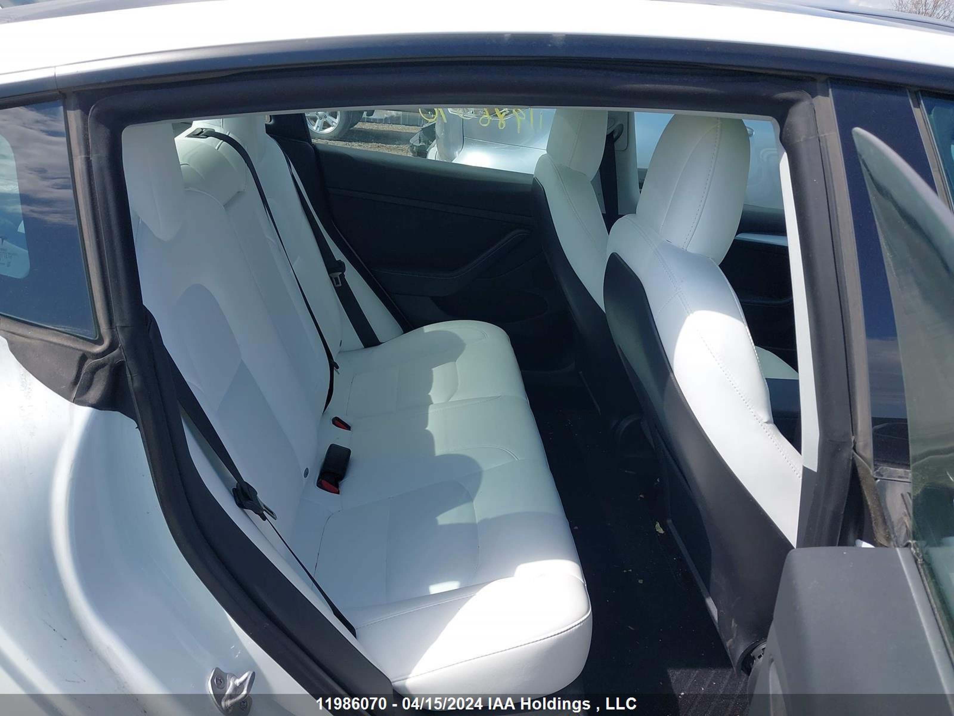 Photo 7 VIN: 5YJ3E1EB5NF352711 - TESLA MODEL 3 