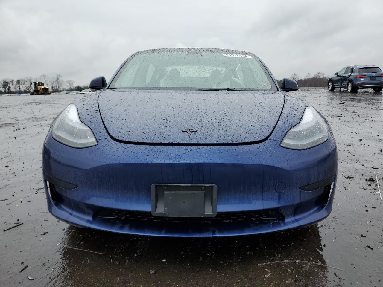 Photo 4 VIN: 5YJ3E1EB5PF599083 - TESLA MODEL 3 