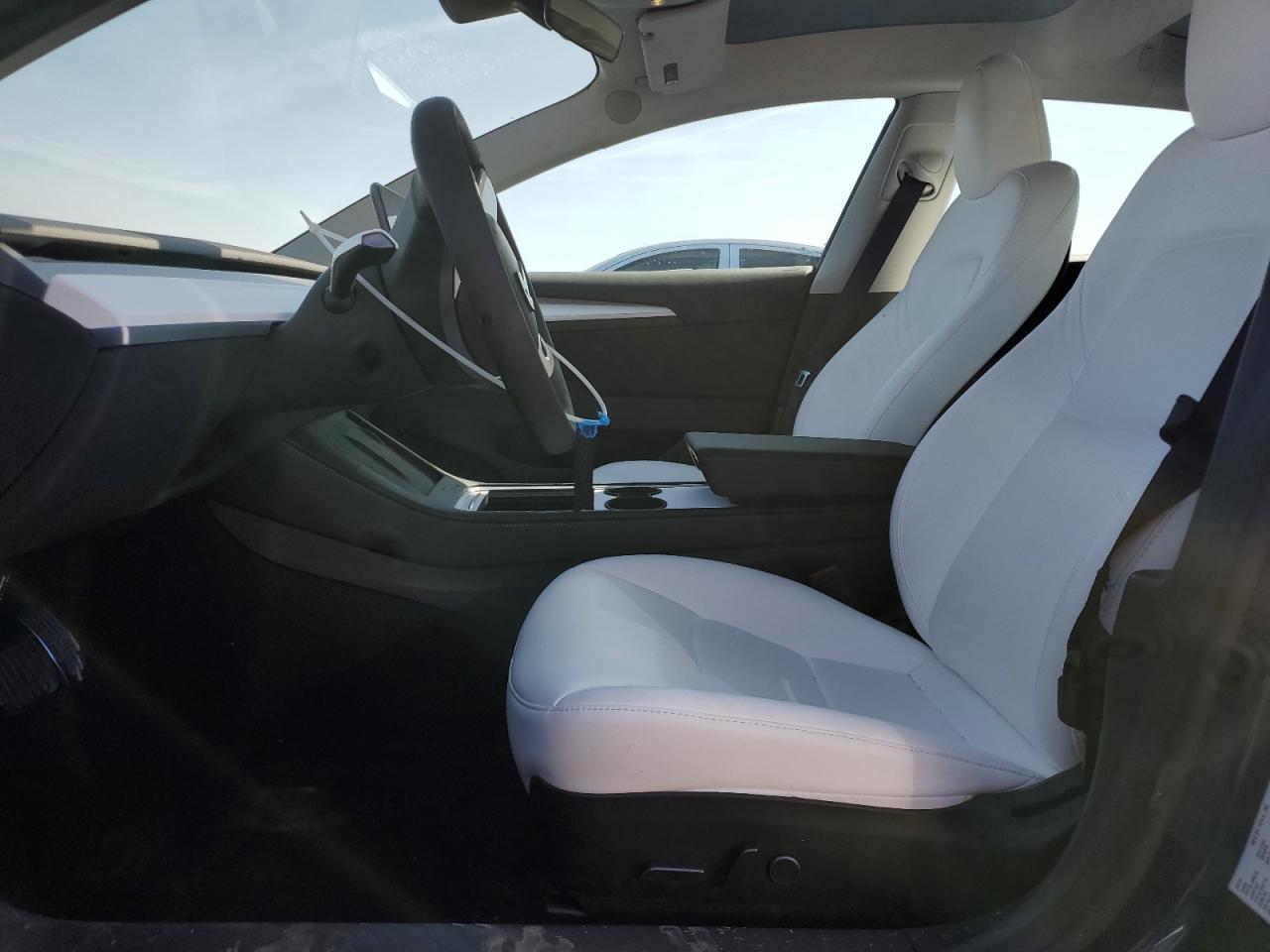 Photo 6 VIN: 5YJ3E1EB5PF599083 - TESLA MODEL 3 