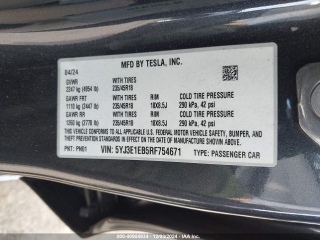 Photo 8 VIN: 5YJ3E1EB5RF754671 - TESLA MODEL 3 