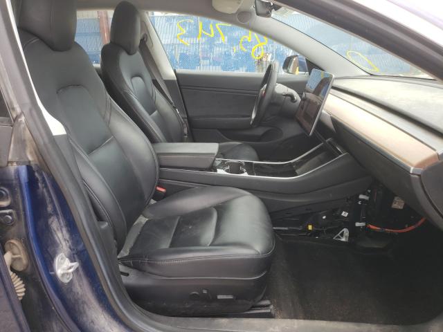 Photo 4 VIN: 5YJ3E1EB6JF064738 - TESLA MODEL 3 