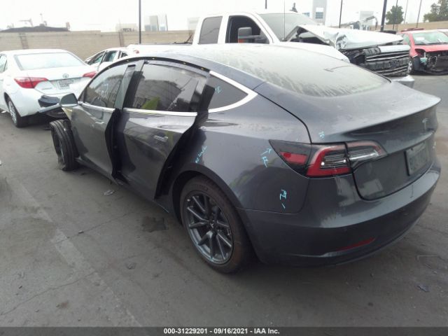 Photo 2 VIN: 5YJ3E1EB6JF066182 - TESLA MODEL 3 