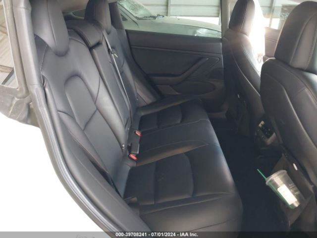 Photo 7 VIN: 5YJ3E1EB6JF066960 - TESLA MODEL 3 