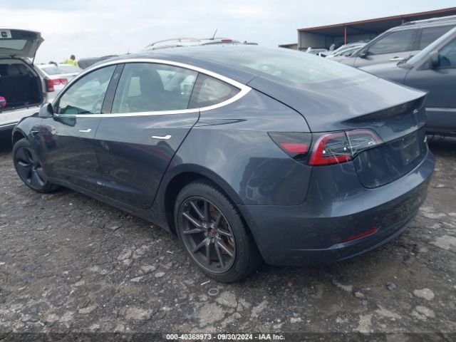 Photo 2 VIN: 5YJ3E1EB6JF077263 - TESLA MODEL 3 