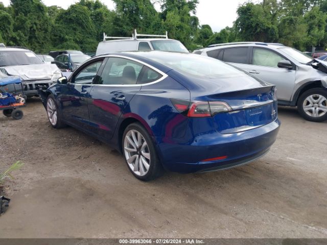 Photo 2 VIN: 5YJ3E1EB6JF088456 - TESLA MODEL 3 