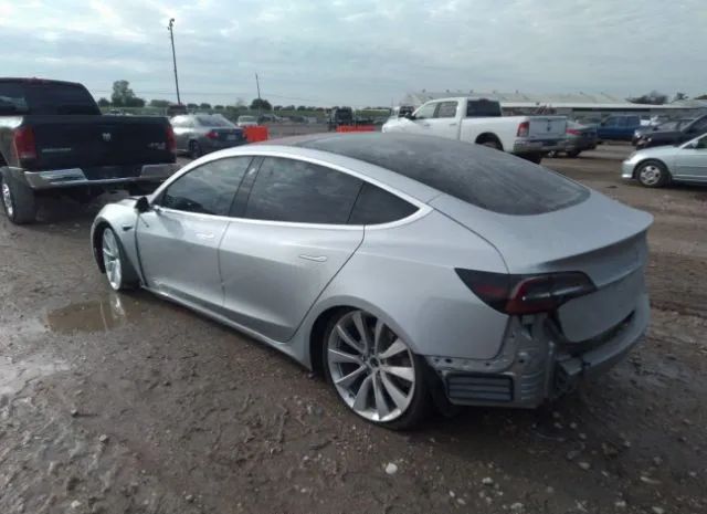 Photo 2 VIN: 5YJ3E1EB6JF091275 - TESLA MODEL 3 