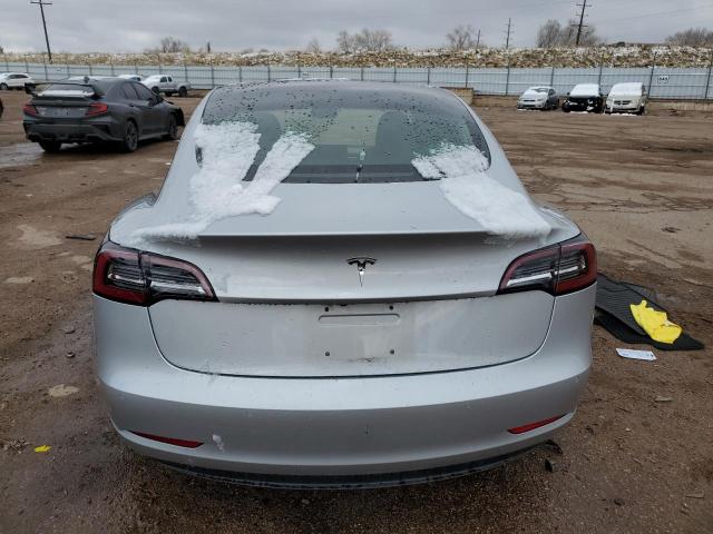 Photo 5 VIN: 5YJ3E1EB6JF091289 - TESLA MODEL 3 