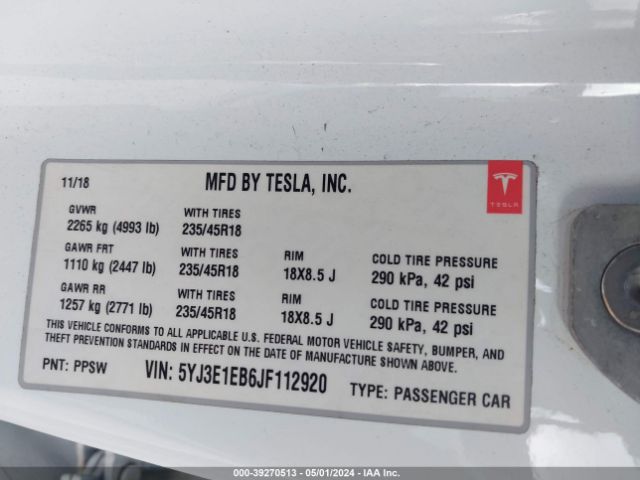 Photo 8 VIN: 5YJ3E1EB6JF112920 - TESLA MODEL 3 