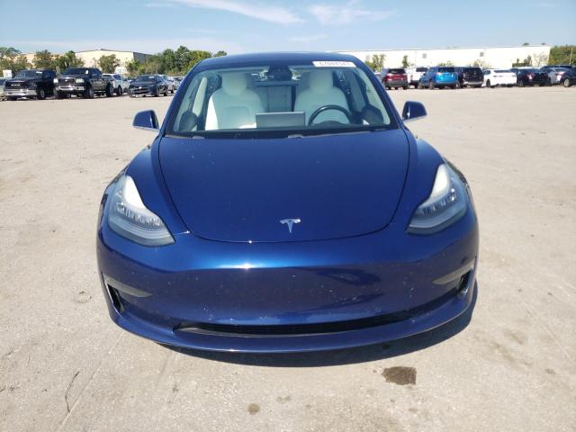 Photo 4 VIN: 5YJ3E1EB6JF147828 - TESLA MODEL 3 