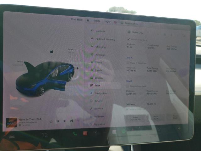 Photo 8 VIN: 5YJ3E1EB6JF147828 - TESLA MODEL 3 