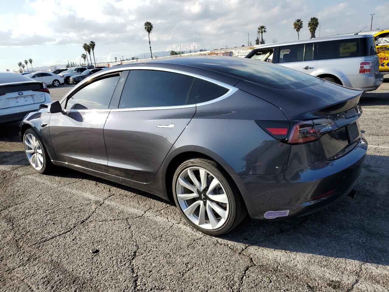 Photo 1 VIN: 5YJ3E1EB6KF364720 - TESLA MODEL 3 