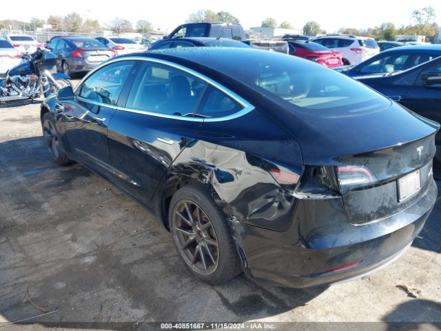 Photo 2 VIN: 5YJ3E1EB6KF385566 - TESLA MODEL 3 