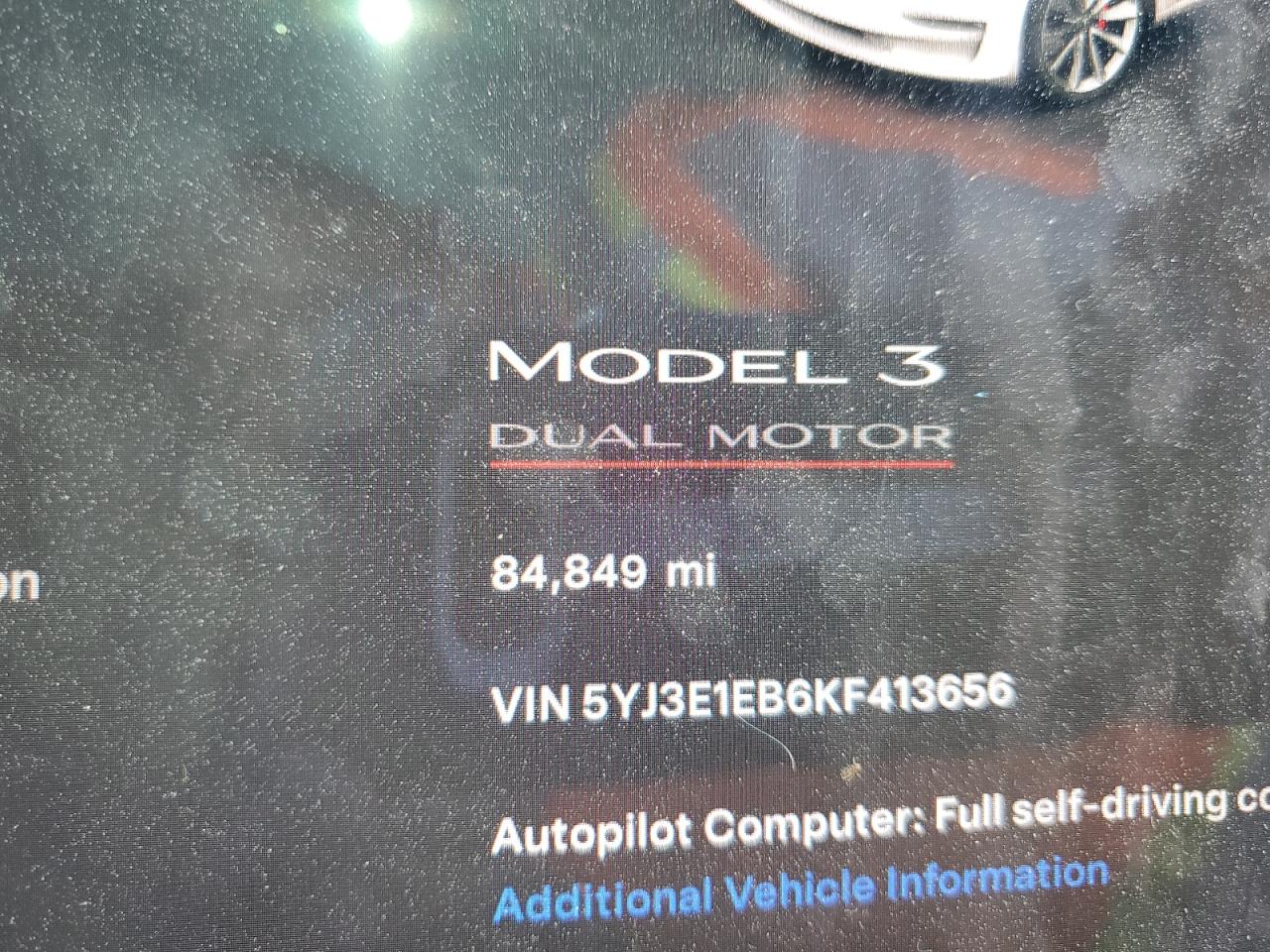 Photo 8 VIN: 5YJ3E1EB6KF413656 - TESLA MODEL 3 