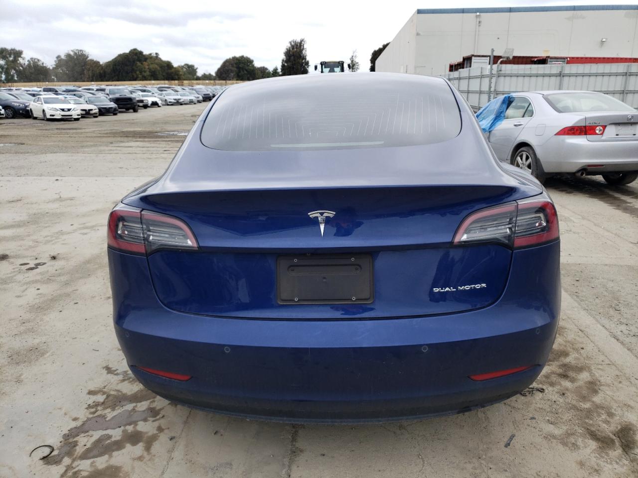 Photo 5 VIN: 5YJ3E1EB6KF469130 - TESLA MODEL 3 