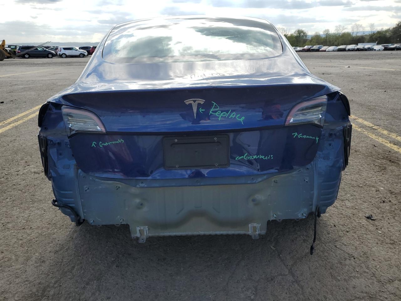 Photo 5 VIN: 5YJ3E1EB6LF481392 - TESLA MODEL 3 