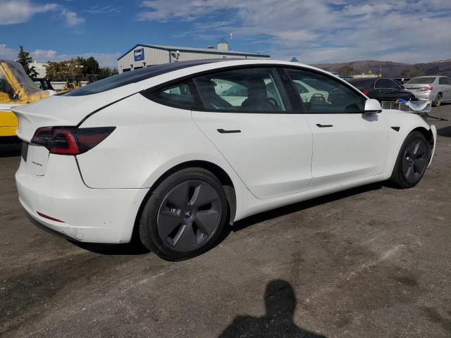 Photo 2 VIN: 5YJ3E1EB6MF013065 - TESLA MODEL 3 