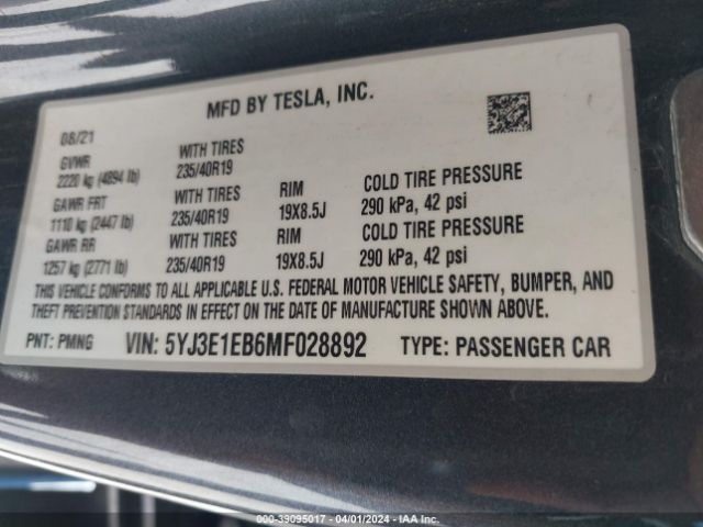 Photo 8 VIN: 5YJ3E1EB6MF028892 - TESLA MODEL 3 