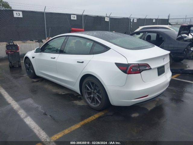 Photo 2 VIN: 5YJ3E1EB6MF879039 - TESLA MODEL 3 