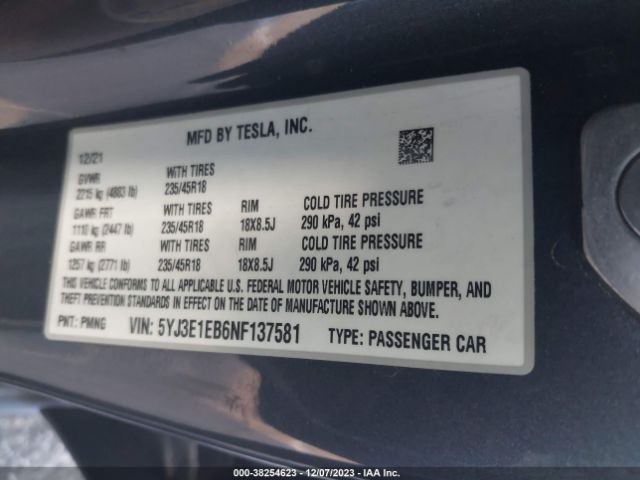 Photo 8 VIN: 5YJ3E1EB6NF137581 - TESLA MODEL 3 