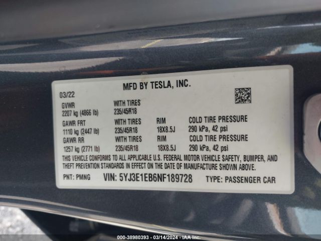 Photo 8 VIN: 5YJ3E1EB6NF189728 - TESLA MODEL 3 