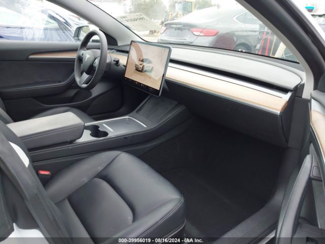 Photo 4 VIN: 5YJ3E1EB6NF210089 - TESLA MODEL 3 