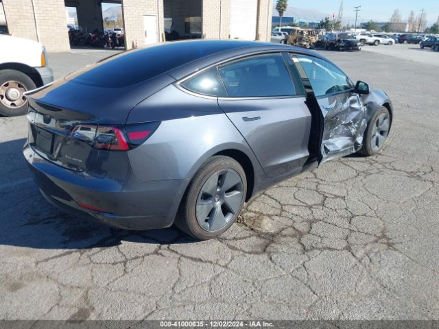 Photo 3 VIN: 5YJ3E1EB6NF240418 - TESLA MODEL 3 