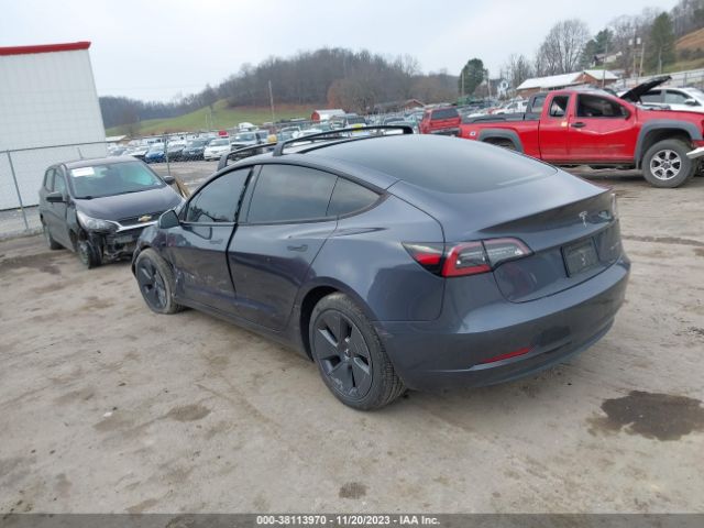 Photo 2 VIN: 5YJ3E1EB6NF256148 - TESLA MODEL 3 