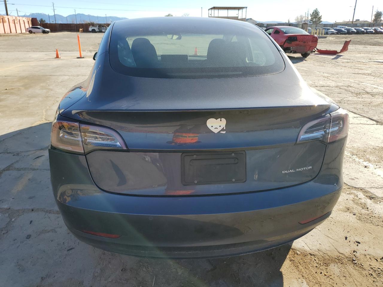 Photo 5 VIN: 5YJ3E1EB6NF256456 - TESLA MODEL 3 