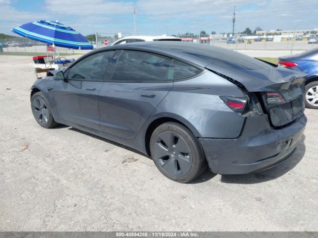 Photo 2 VIN: 5YJ3E1EB6NF264489 - TESLA MODEL 3 