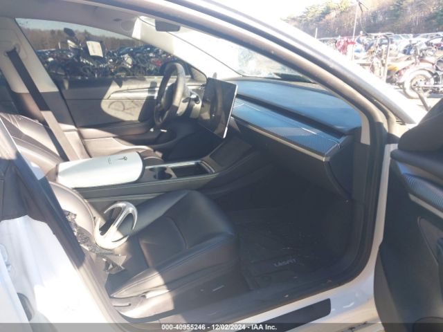 Photo 4 VIN: 5YJ3E1EB6NF333309 - TESLA MODEL 3 