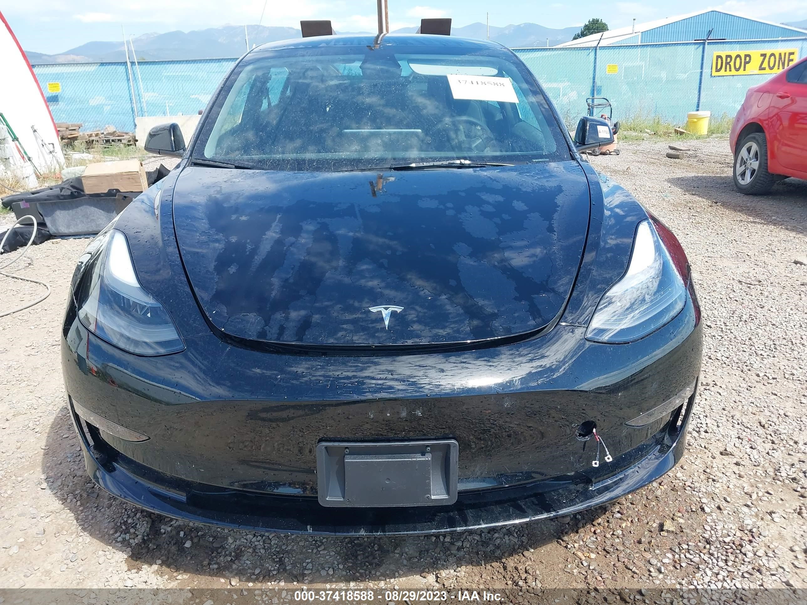 Photo 11 VIN: 5YJ3E1EB6PF592109 - TESLA MODEL 3 