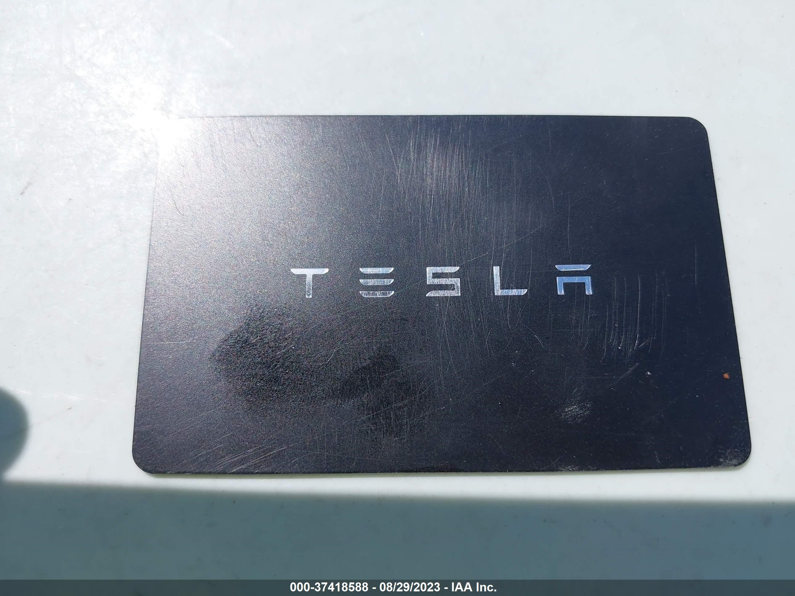 Photo 9 VIN: 5YJ3E1EB6PF592109 - TESLA MODEL 3 