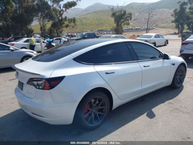 Photo 3 VIN: 5YJ3E1EB6PF677404 - TESLA MODEL 3 