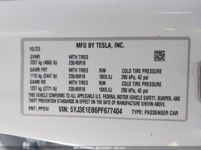 Photo 8 VIN: 5YJ3E1EB6PF677404 - TESLA MODEL 3 