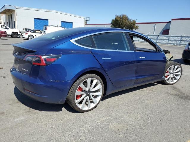 Photo 2 VIN: 5YJ3E1EB7JF063050 - TESLA MODEL 3 