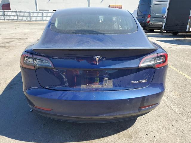 Photo 5 VIN: 5YJ3E1EB7JF063050 - TESLA MODEL 3 