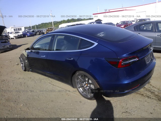 Photo 2 VIN: 5YJ3E1EB7JF064506 - TESLA MODEL 3 