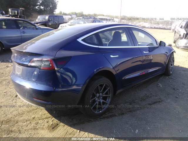 Photo 3 VIN: 5YJ3E1EB7JF064506 - TESLA MODEL 3 