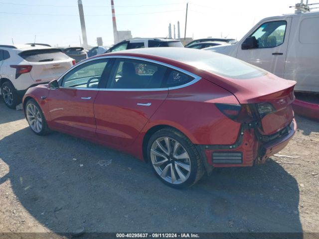 Photo 2 VIN: 5YJ3E1EB7JF065641 - TESLA MODEL 3 