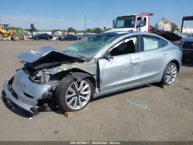 Photo 1 VIN: 5YJ3E1EB7JF069351 - TESLA MODEL 3 