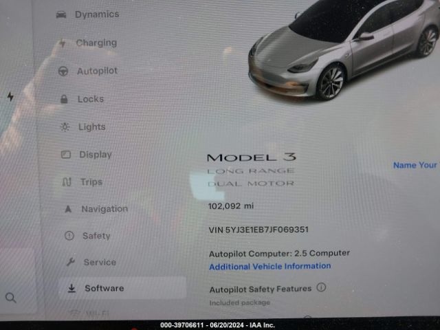 Photo 6 VIN: 5YJ3E1EB7JF069351 - TESLA MODEL 3 