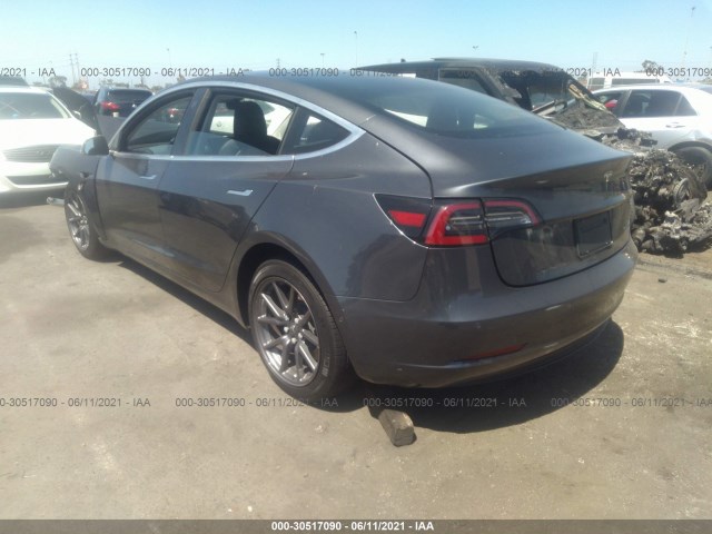 Photo 2 VIN: 5YJ3E1EB7JF089860 - TESLA MODEL 3 