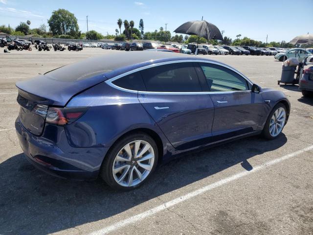 Photo 2 VIN: 5YJ3E1EB7JF092063 - TESLA MODEL 3 