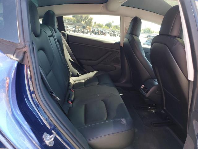 Photo 9 VIN: 5YJ3E1EB7JF092063 - TESLA MODEL 3 