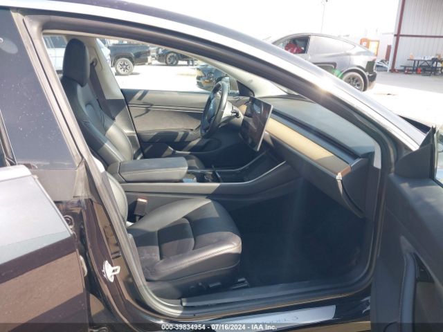 Photo 4 VIN: 5YJ3E1EB7JF103787 - TESLA MODEL 3 