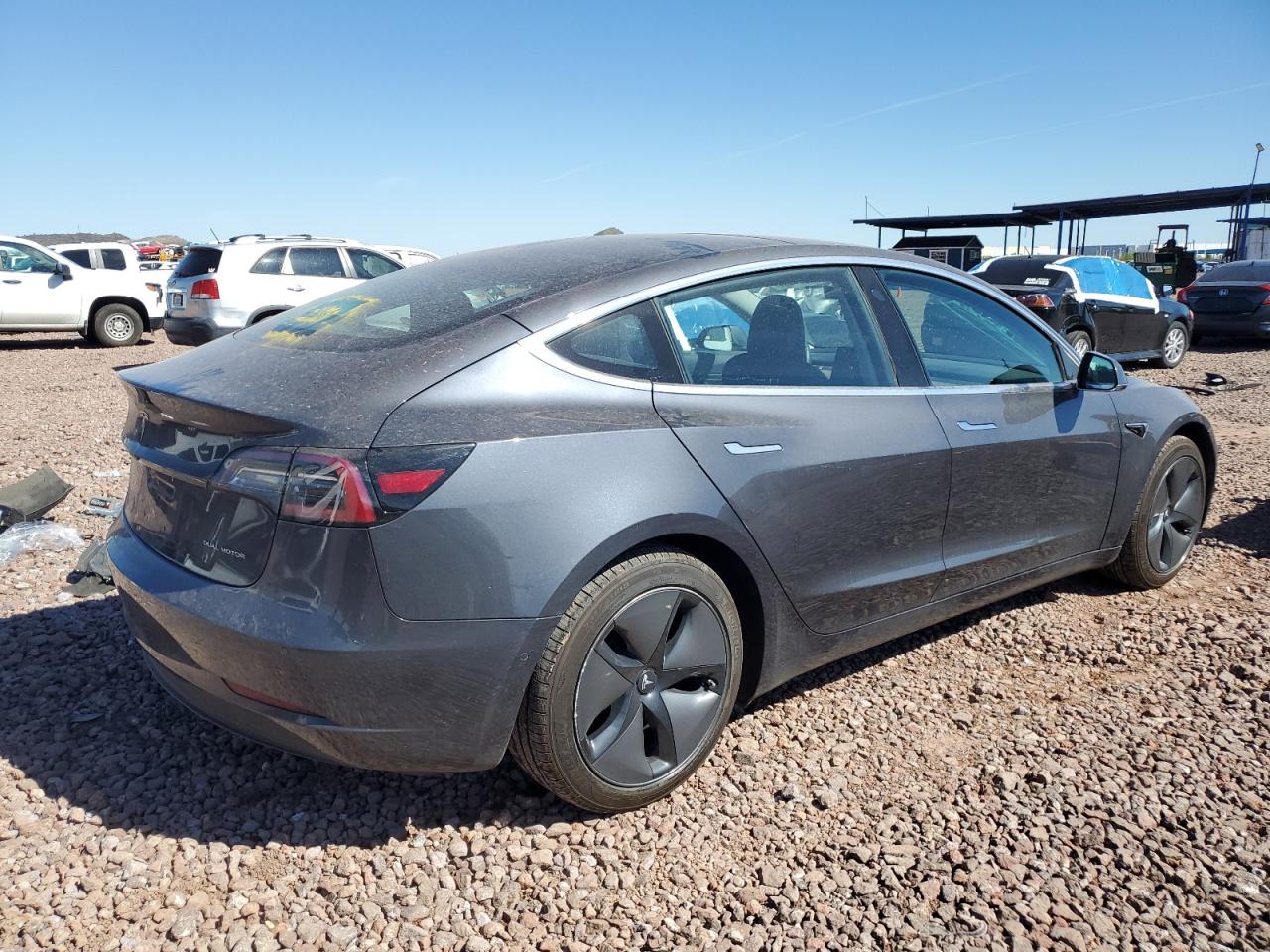 Photo 2 VIN: 5YJ3E1EB7JF119455 - TESLA MODEL 3 