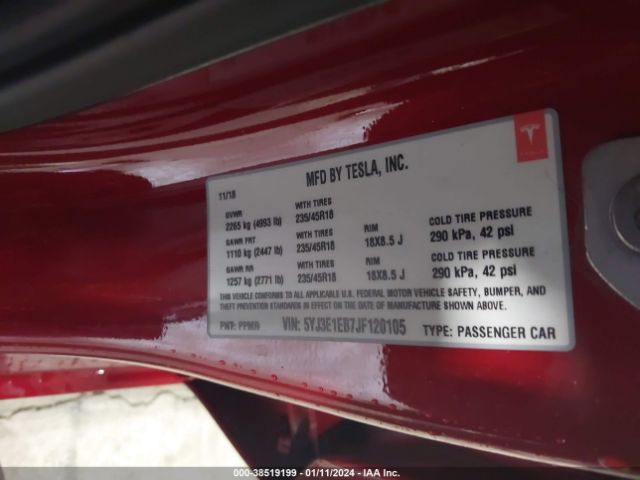 Photo 8 VIN: 5YJ3E1EB7JF120105 - TESLA MODEL 3 