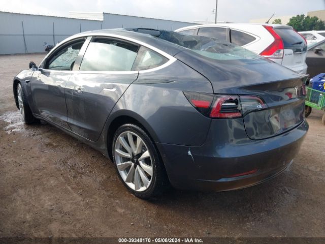 Photo 2 VIN: 5YJ3E1EB7JF121173 - TESLA MODEL 3 